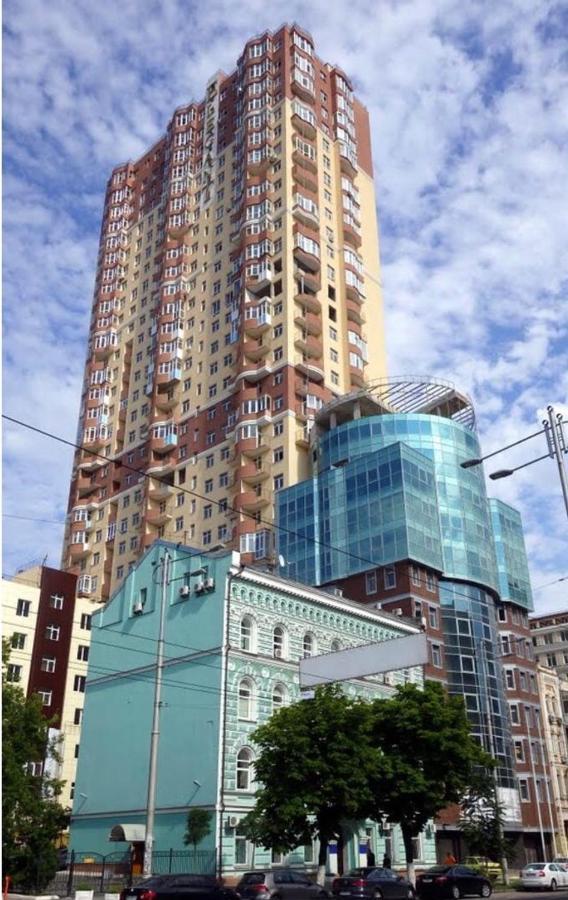 Uno Apart Hotel Kiev Exterior foto