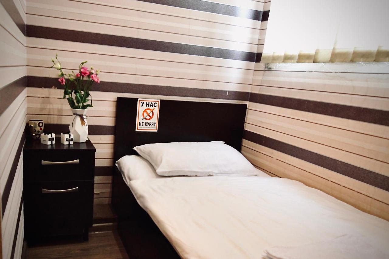 Uno Apart Hotel Kiev Exterior foto