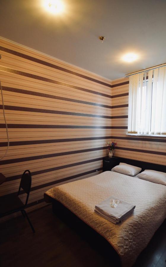Uno Apart Hotel Kiev Exterior foto